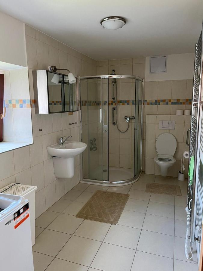 Apartman Hotel Vomocil Bystre Екстер'єр фото